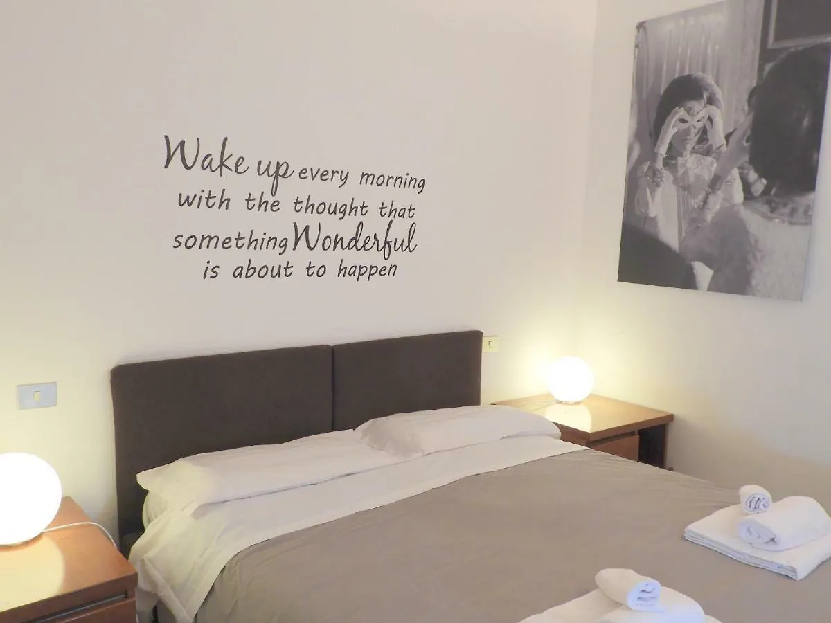 Apartamento Youhosty - Mercato Dx 16 Milán Italia